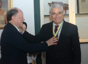 Eduardo Moreira recebe reconhecimento de sua terra natal
