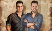 Show da dupla João Neto & Frederico abre 2º Natal Encantado de Jacinto Machado