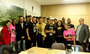 Candidatos do concurso “Mais Belo Negro de Siderópolis” visitam Paço Municipal Antônio Feltrin 