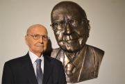 Busto em homenagem a Ruy Hülse é inaugurado na Unesc