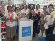 Drograria e Farmácia Catarinense faz doação de brinquedos 