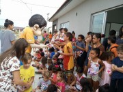 Família Feliz faz Páscoa mais alegre para 300 crianças