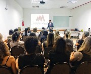 Workshop de Oratória capacita mulheres empresárias na ACIVA