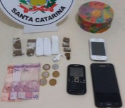 Polícia Militar de Araranguá prende homens por tráfico de drogas