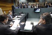 CCJ permanece aberta para an&aacute;lise de projetos antes do recesso