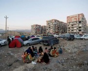 Número de mortos no terremoto do Irã sobe para 328