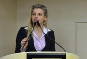 Tati pede amplia&ccedil;&atilde;o de creche e altera&ccedil;&atilde;o de parada de &ocirc;nibus