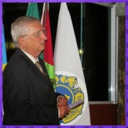 T&iacute;tulo de Cidad&atilde;o Benem&eacute;rito para Claudio Gomes
