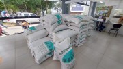 Governo de Içara (SC) entrega sementes de pastagem aos agricultores
