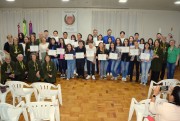 Alasi de Siderópolis (SC) premia vencedores do concurso literário