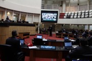 Deputados estaduais rejeitam vetos a projetos sobre Badesc e hospitais
