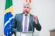 Deputado critica situa&ccedil;&atilde;o de rodovias e prop&otilde;e direcionar IPVA para manuten&ccedil;&atilde;o