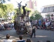 Espet&aacute;culo &ldquo;Automakina Universo Deslizante&rdquo; abre I Festival Nacional de Teatro Revirado