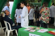 Unesc contribui com informação sobre autismo na Praça Nereu Ramos