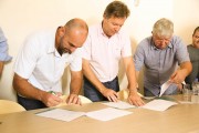 Contrato do Condomínio Industrial é assinado em Içara