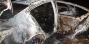 Veículo roubado é encontrado em chamas no Bairro Novo Caravággio