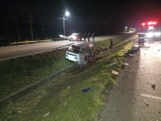 Acidente entre caminhão e carro na BR-101 em Vila Nova deixa três feridos