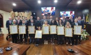 Legislativo presta homenagem a personalidades de Nova Veneza (SC)