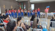 Governo de Içara recepciona karatecas no Paço Municipal
