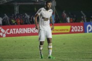 Criciúma E.C. vence Camboriú com três gols do atacante Fabinho