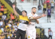 Criciúma E.C. vence no HH e abre vantagem para o jogo de volta em Brusque