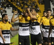 Criciúma E.C. vence Blumenau pelo Campeonato Catarinense da Série B