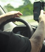 Grupo CCR chama atenção sobre riscos das distrações ao volante