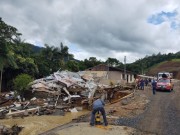 Produtores rurais atingidos pela enxurrada no Alto Vale do Itajaí recebem ajuda