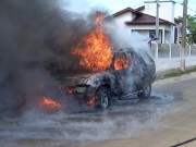 Incêndio destrói veículo no Município de Balneário Rincão