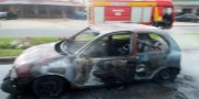Motorista incendeia veículo após ser autuado em blitz no Bairro Liri