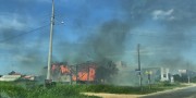 Incêndio destrói residência no acesso sul de Balneário Rincão