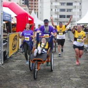 Corrida do Tigre é sucesso e reúne mais de mil pessoas em Criciúma (SC)