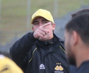 Paulo Baier comanda treino técnico tático visando jogo com o Oeste-SP