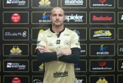 Goleiro Agenor renova contrato com o Criciúma Esporte Clube até dezembro de 2021