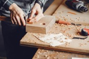 Governo de Lauro Müller oferece curso gratuito de carpintaria