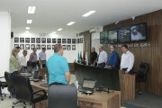 Vereadores fazem um minuto de sil&ecirc;ncio em homenagem a Lima