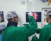 Nova tecnologia em cirurgia de coluna vertebral é realizada na Unimed