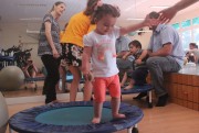 Oficina de Circo proporciona interatividade entre pais e filhos