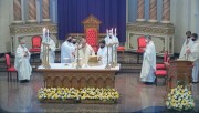 Santos Óleos são abençoados em missa solene na Catedral São José em Criciúma
