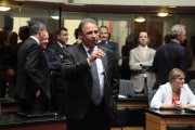 Deputado D&oacute;ia prop&otilde;e cria&ccedil;&atilde;o da "Frente Parlamentar da Avicultura"