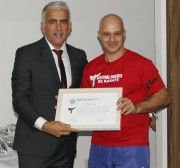 Sess&atilde;o especial destaca projetos esportivos de xadrez e karat&ecirc;