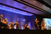 Show da Brass Groove Brasil encanta público na Acic