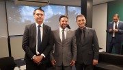Bolsonaro prestigia comitiva de SC depois da diplomação