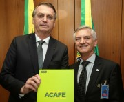 Bolsonaro recebe representantes das universidades comunitárias de SC