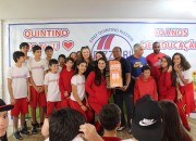 Campeão geral do Joesi, EMEF Quintino Rizzieri recebe troféu