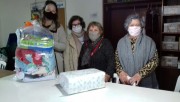 Equipe da FAI entrega de enxovais para entidades de Içara