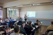 Feesc reúne-se com direção e professores do campus da UFSC de Araranguá