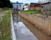 Vereadores fiscalizam obras do Canal Auxiliar
