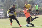 Crici&uacute;ma trabalha parte t&eacute;cnica e t&aacute;tica no Centro de Treinamentos