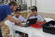 Escolas municipais de Forquilhinha recebem aulas de robótica pela Satc